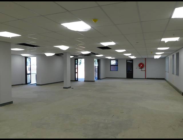 329M² OFFICE TO LET IN WAVERLEY